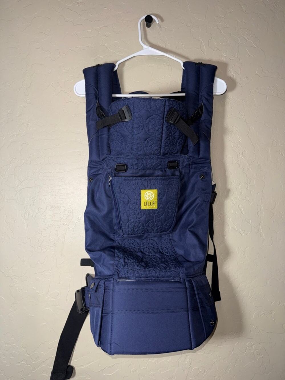 Lillebaby navy blue complete newborn to 12 months baby wear adjustable carrier